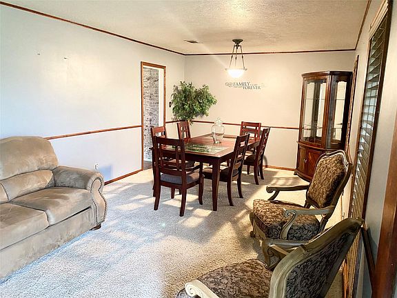 3rd image of 6575 Wilder Dr
