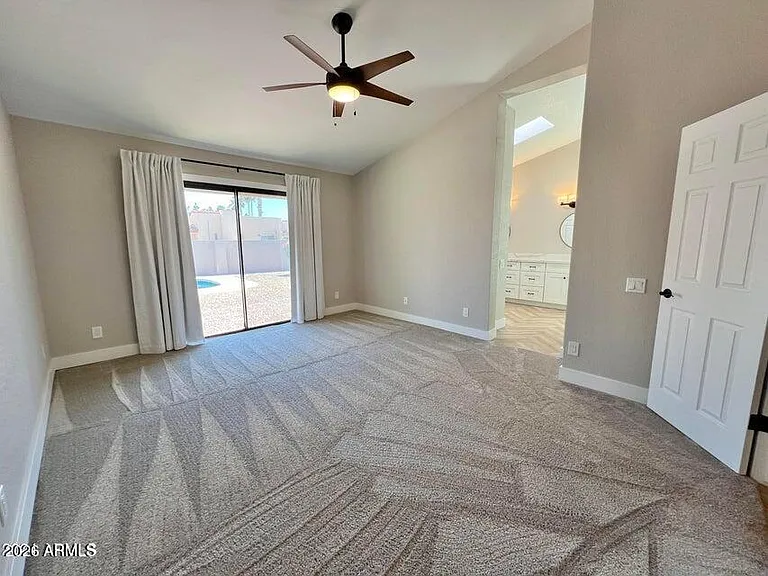 10889 E Kalil Dr — Photo 11