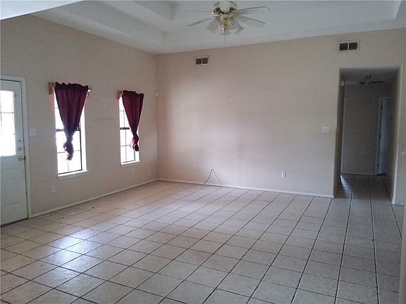 3rd image of 3703 Shadow Wood St
