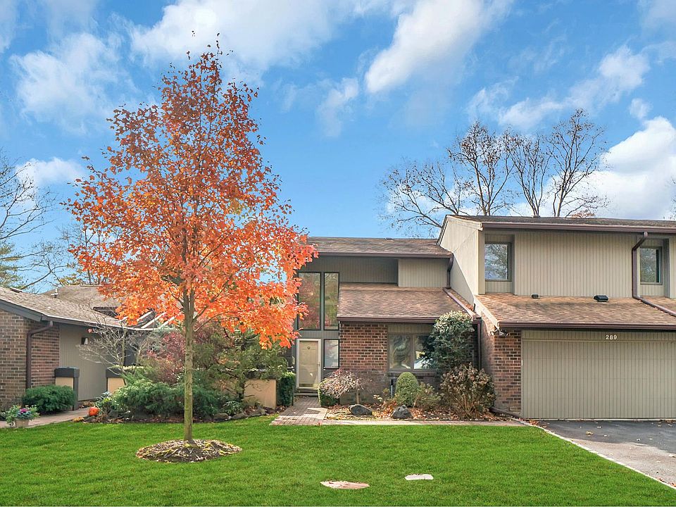 1st image of 289 Vista Dr