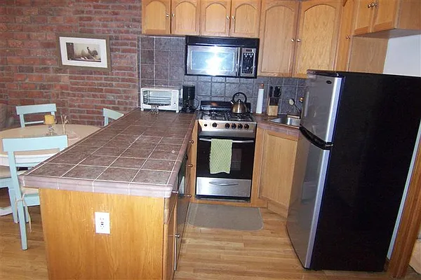 Rented by Susan Finkel, LREB | media 66