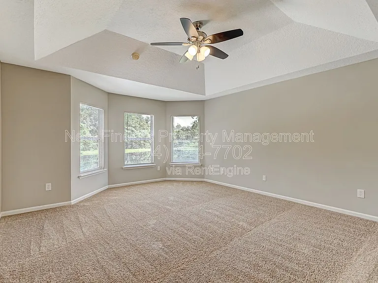 2436 Bonnie Lakes Dr — Photo 34