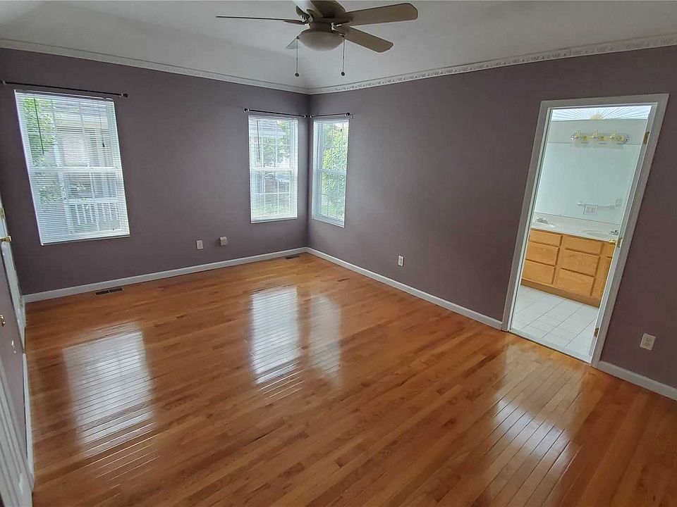 1st image of 151 Scenic Lake Dr