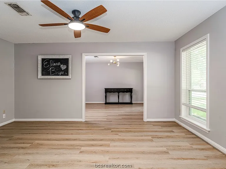 3705 Holly Dr — Photo 17