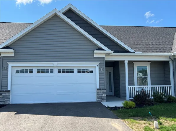 41 Timber Crk, Gates, NY 14606