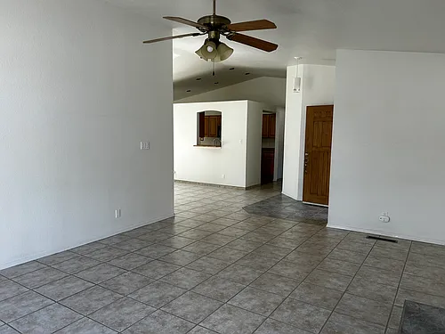 7301 Quail Springs Pl NE Photo 1