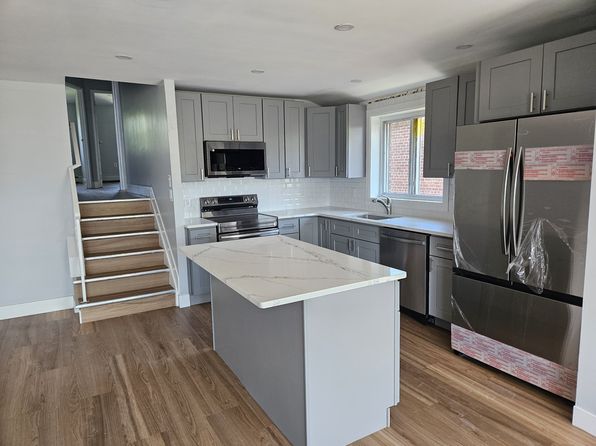 1235 E 66th St FLOOR 3