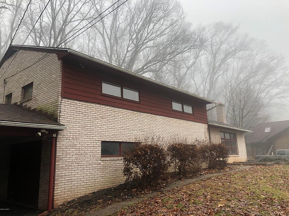 1st image of 43 Red Oak Dr