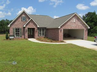 41 Copperfield Dr, Hattiesburg, MS 39402