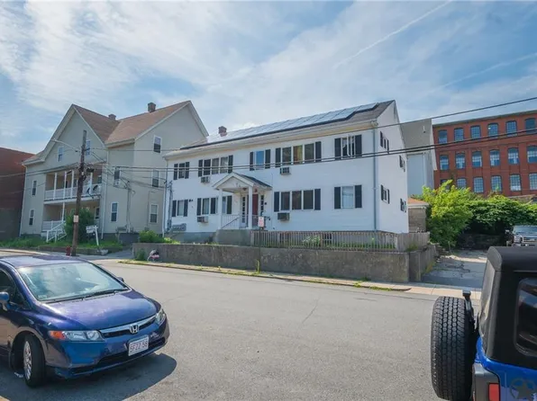 120 Daniels St, Woonsocket, RI 02895