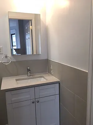 Rented by Dwell Residential Inc | media 31