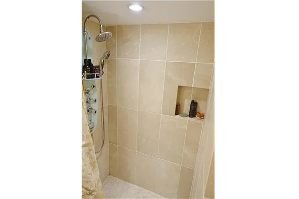 Sold by R New York | media 8