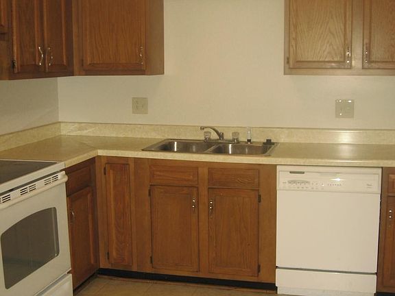 5th image of 501 Walnut Ave SE APT 6