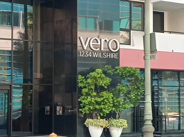 1234 Wilshire Blvd APT 301, Los Angeles, CA 90017