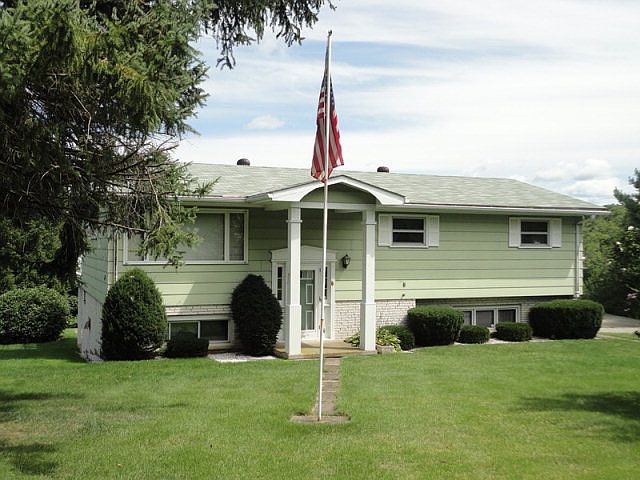 1st image of 925.5 Innis St