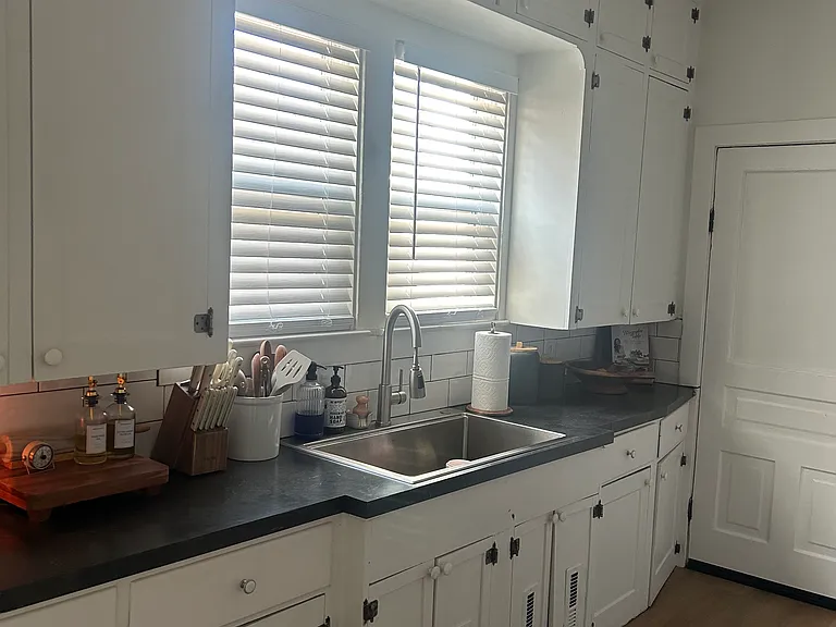 961 Douglas St NW #1 — Photo 6