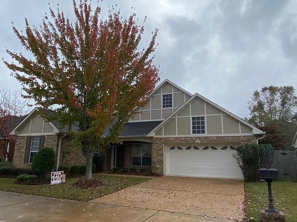 105 Admiral Porter Dr