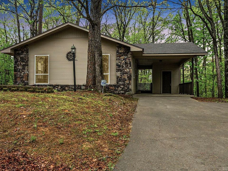 1st image of 327 Arlington Dr
