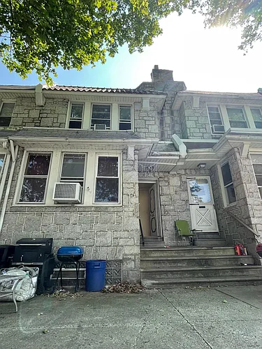 3212 Wellington St #2 Photo 1