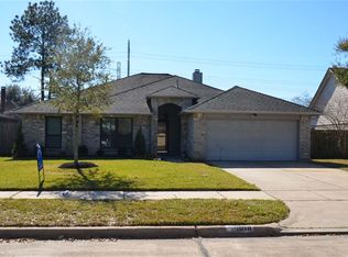 1018 Willowbriar Ln, Deer Park, TX 77536