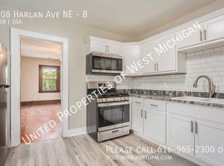508 Harlan Ave NE #B, Grand Rapids, MI 49503