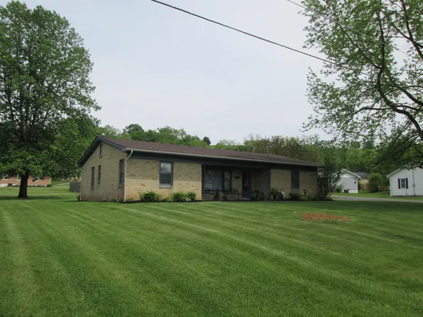 920 Sycamore St, Falmouth, KY 41040