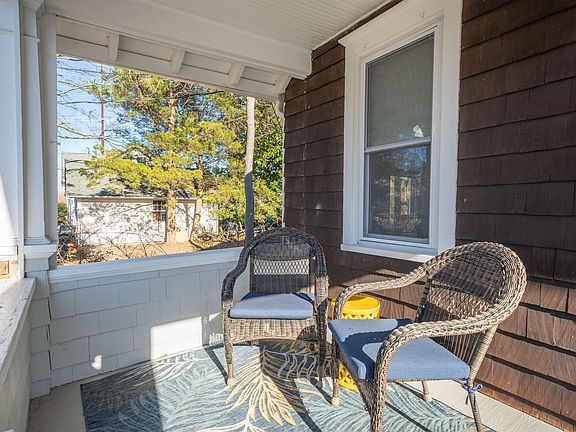 3rd image of 222 Brighton Rd