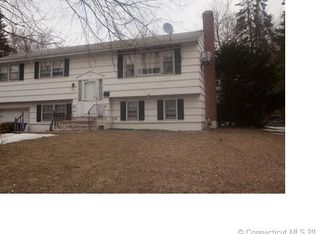 92 Manning Ln, East Hartford, CT 06118