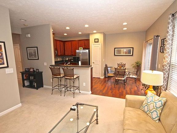 5th image of 6926 Vistamere Way