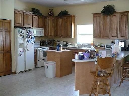 3rd image of 3220 Oaklea Dr