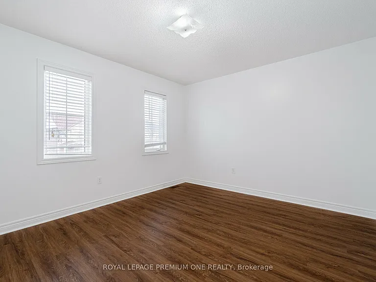 48 Devonwood Dr — Photo 35