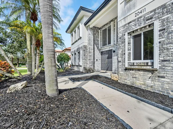 20411 NW 4th Street, Pembroke Pines, FL 33029