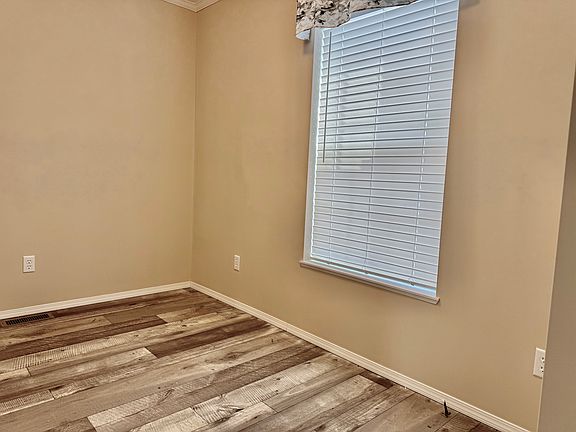 2nd image of 11055 Silver View Ct
