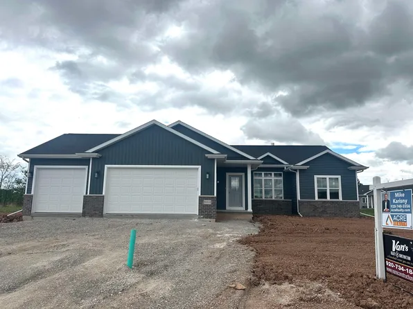 W5019 Blue Heron Ct, Sherwood, WI 54169