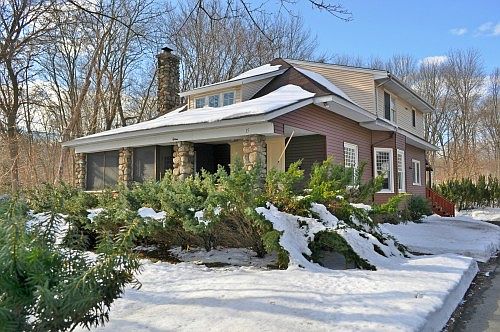 1st image of 15 Wyckoff Ave
