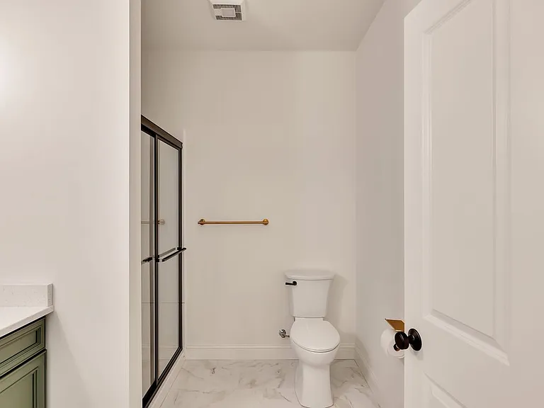 36 Pawling Ave #101 — Photo 2
