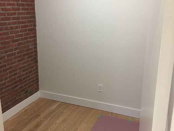 4th image of 19 Stanton St #51H