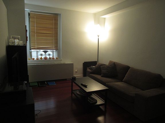 2nd image of 225 S 18th St Unit 1501