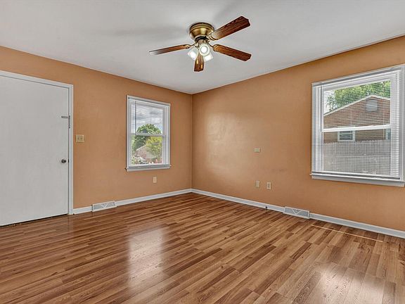 5th image of 5452 Eveningwood Ln