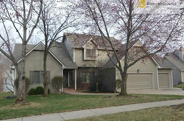 1st image of 6421 Larson Ct