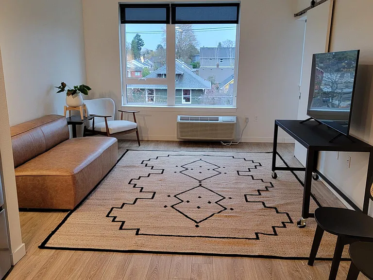 1 BR "A"