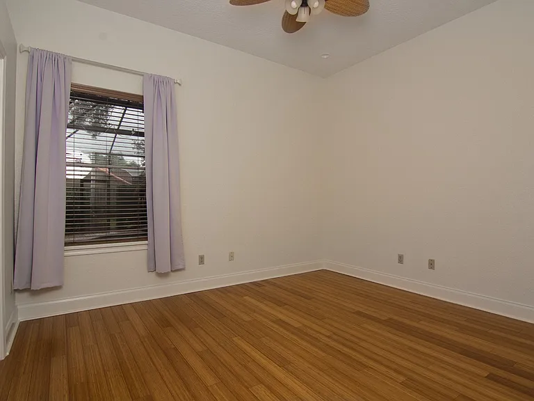 7725 Apple Tree Cir — Photo 24