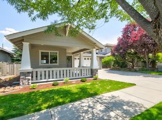 442 Rogue Pl, Ashland, OR 97520