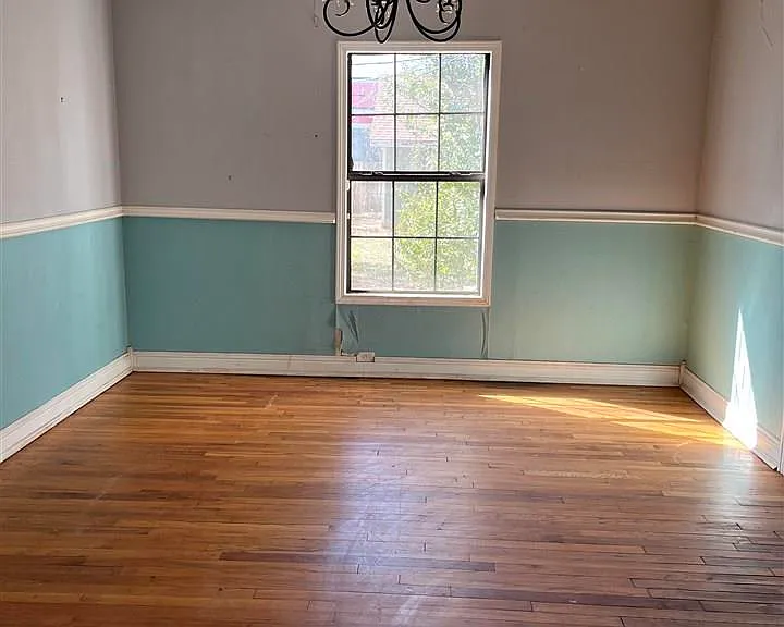 3318 Sherwood Ln — Photo 4