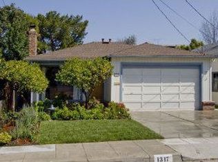 1317 Walnut St, San Carlos, CA 94070