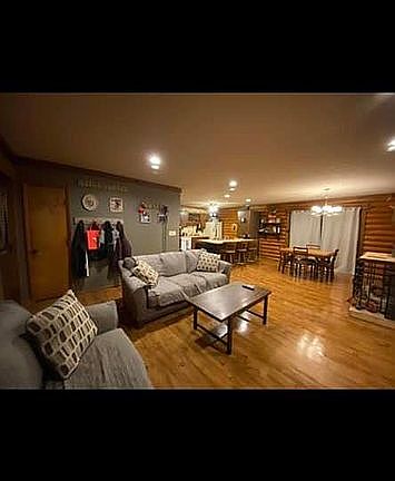 4th image of 30 Sunset Dr