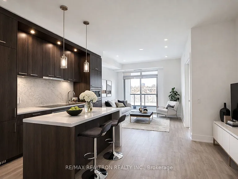 858 Dupont St #309 — Photo 1