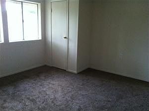 5th image of 4035 E McKenzie Ave