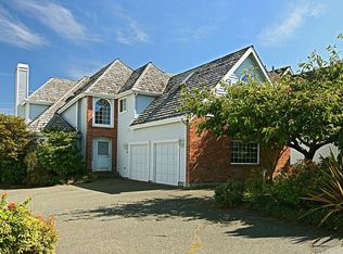 5250 16th Ave SW, Seattle, WA 98106