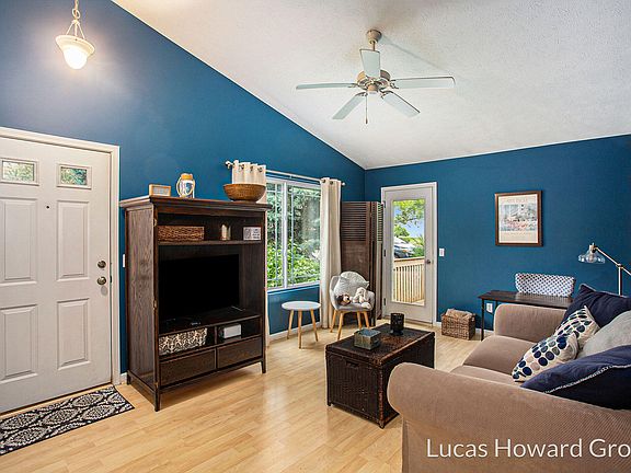 2nd image of 7566 Navajo Valley Dr SW